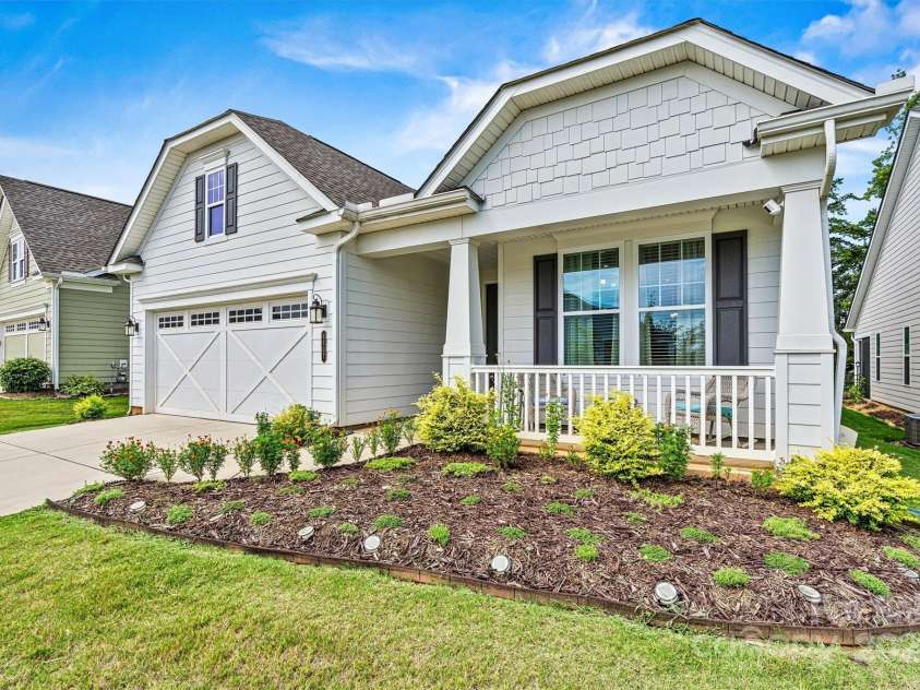 6507 Good News Drive, Charlotte, NC 28215.  MLS# CAR4287824, YatesRealty ID 30207. 