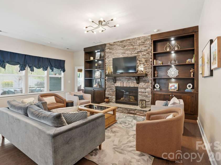 9833 Andres Duany Drive, Huntersville, NC 28078.  MLS# CAR4390023, YatesRealty ID 30207. Great Room
