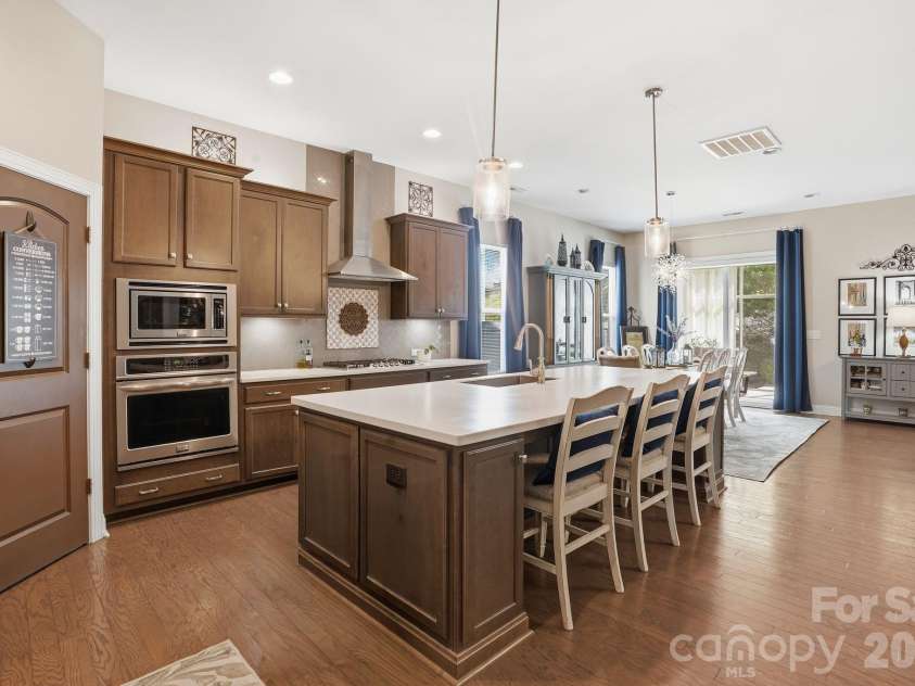 9833 Andres Duany Drive, Huntersville, NC 28078.  MLS# CAR4390023, YatesRealty ID 30207. Kitchen