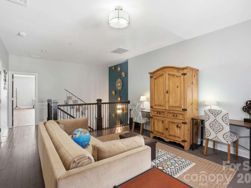 9833 Andres Duany Drive, Huntersville, NC 28078.  MLS# CAR4390023, YatesRealty ID 30207. Loft