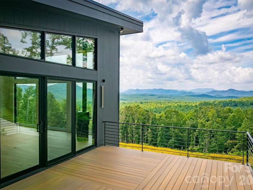 463 Summit Trail, Nebo, NC 28761.  MLS# CAR4350199, YatesRealty ID 3021. 