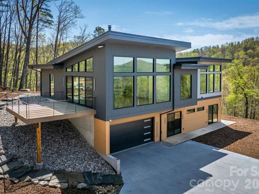 463 Summit Trail, Nebo, NC 28761.  MLS# CAR4350199, YatesRealty ID 3021. Exterior rear