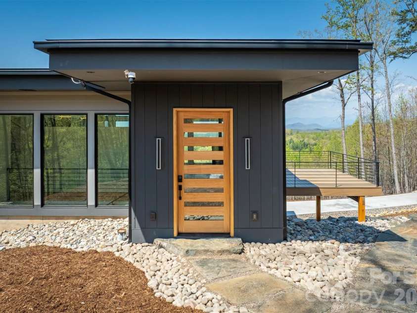 463 Summit Trail, Nebo, NC 28761.  MLS# CAR4350199, YatesRealty ID 3021. Front door
