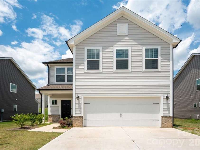 144 Stonewater Drive, Oakboro, NC 28129.  MLS# CAR4390571, YatesRealty ID 30210. 