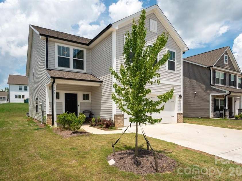 144 Stonewater Drive, Oakboro, NC 28129.  MLS# CAR4390571, YatesRealty ID 30210. 