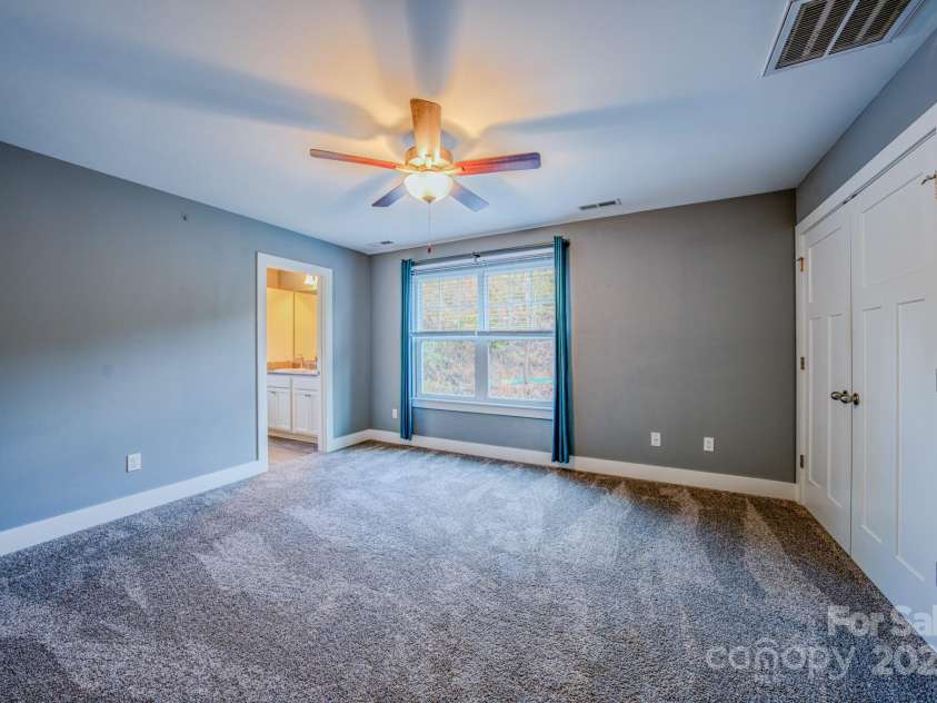 209 Stoney Point Way, Candler, NC 28715.  MLS# CAR4319401, YatesRealty ID 30210. 