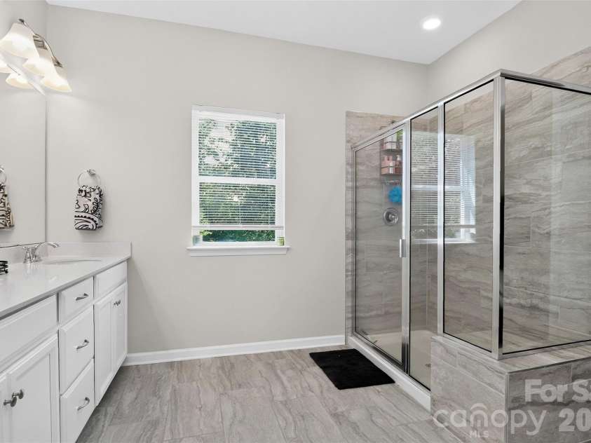 773 River Park Road, Belmont, NC 28012.  MLS# CAR4391220, YatesRealty ID 30213. Primary bath 3rd view
