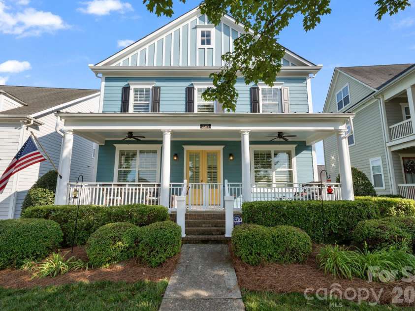 2319 Lochview Street, Pineville, NC 28134.  MLS# CAR4371729, YatesRealty ID 30214. 