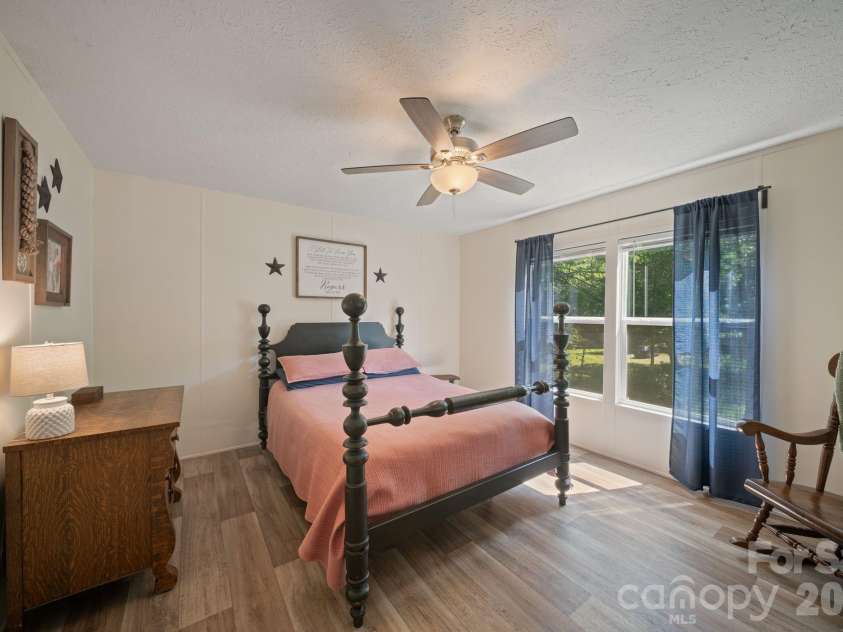 151 Field Sparrow Lane, Hendersonville, NC 28792.  MLS# CAR4388296, YatesRealty ID 30216. Primary Bedroom