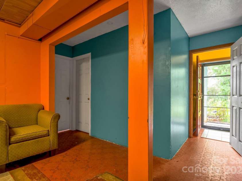 43 Evelake Drive, Asheville, NC 28806.  MLS# CAR4289143, YatesRealty ID 30216. Basement entrance