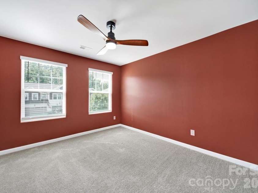 9050 Northfield Crossing Drive, Charlotte, NC 28269.  MLS# CAR4392951, YatesRealty ID 30217. 