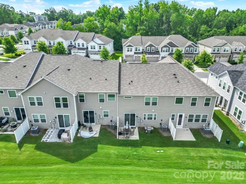 9050 Northfield Crossing Drive, Charlotte, NC 28269.  MLS# CAR4392951, YatesRealty ID 30217. 
