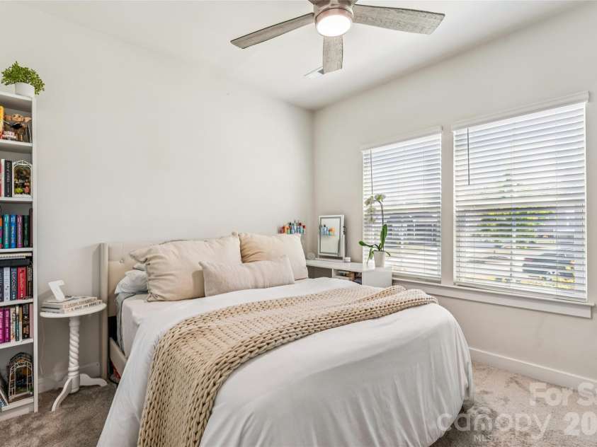 5042 Summer Surprise Lane, Charlotte, NC 28215.  MLS# CAR4372192, YatesRealty ID 30218. Bedroom