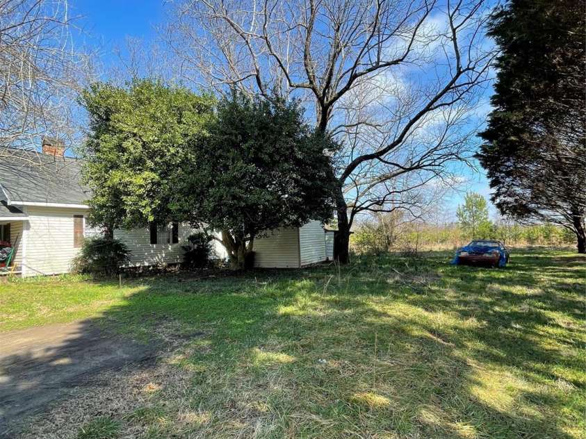 2831 Bettis Road, Grover, NC 28073.  MLS# CAR4352229, YatesRealty ID 3022. 