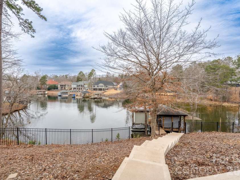 338 Plantation Way, Mount Gilead, NC 27306.  MLS# CAR4335615, YatesRealty ID 3022. 