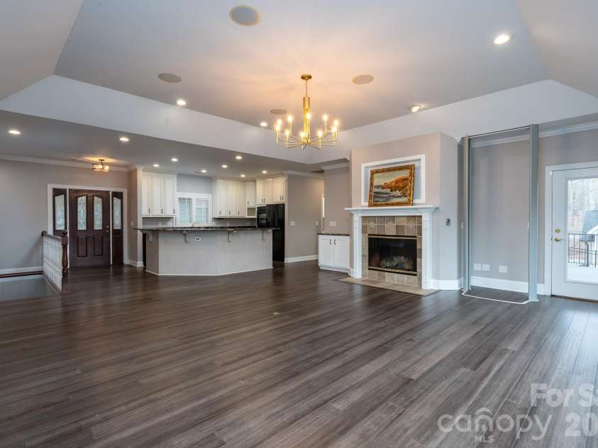 338 Plantation Way, Mount Gilead, NC 27306.  MLS# CAR4335615, YatesRealty ID 3022. Main Level Open Concept Kitchen, Living, and Dining Area