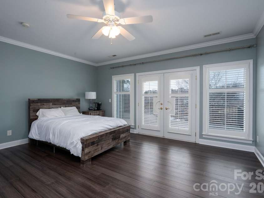 338 Plantation Way, Mount Gilead, NC 27306.  MLS# CAR4335615, YatesRealty ID 3022. Primary Suite on Main Level