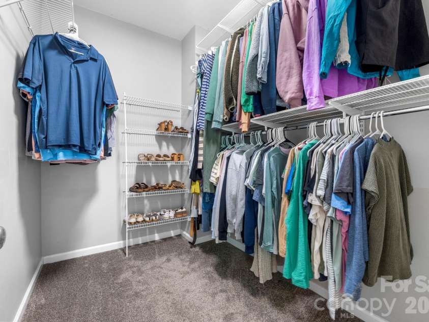 8543 Brookings Drive, Charlotte, NC 28269.  MLS# CAR4390666, YatesRealty ID 30220. 