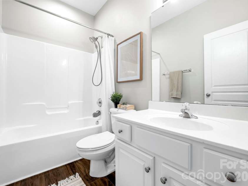 8543 Brookings Drive, Charlotte, NC 28269.  MLS# CAR4390666, YatesRealty ID 30220. 