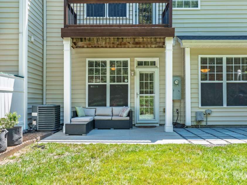 8543 Brookings Drive, Charlotte, NC 28269.  MLS# CAR4390666, YatesRealty ID 30220. 