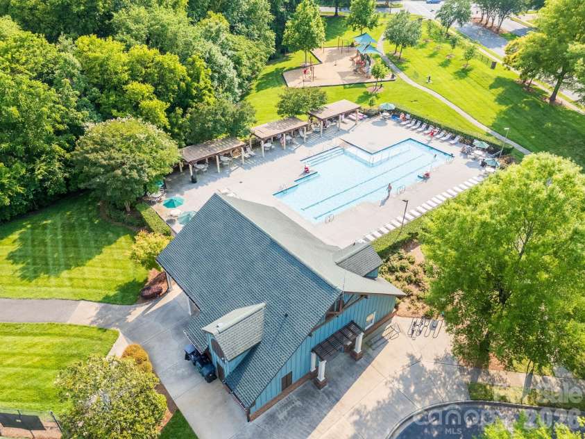 8543 Brookings Drive, Charlotte, NC 28269.  MLS# CAR4390666, YatesRealty ID 30220. 