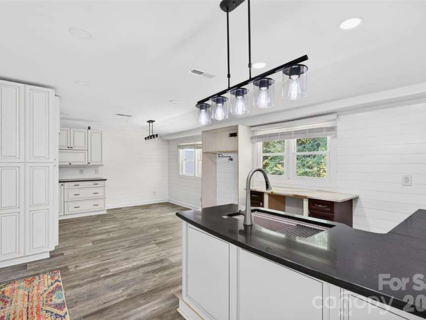 766 Shiloh Road, Statesville, NC 28677.  MLS# CAR4388150, YatesRealty ID 30221. 