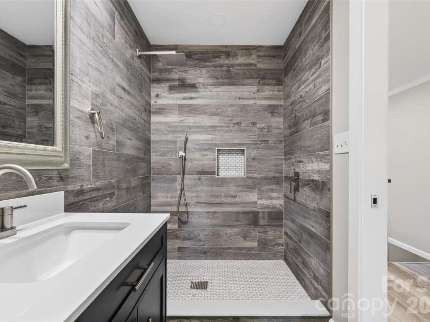 766 Shiloh Road, Statesville, NC 28677.  MLS# CAR4388150, YatesRealty ID 30221. 