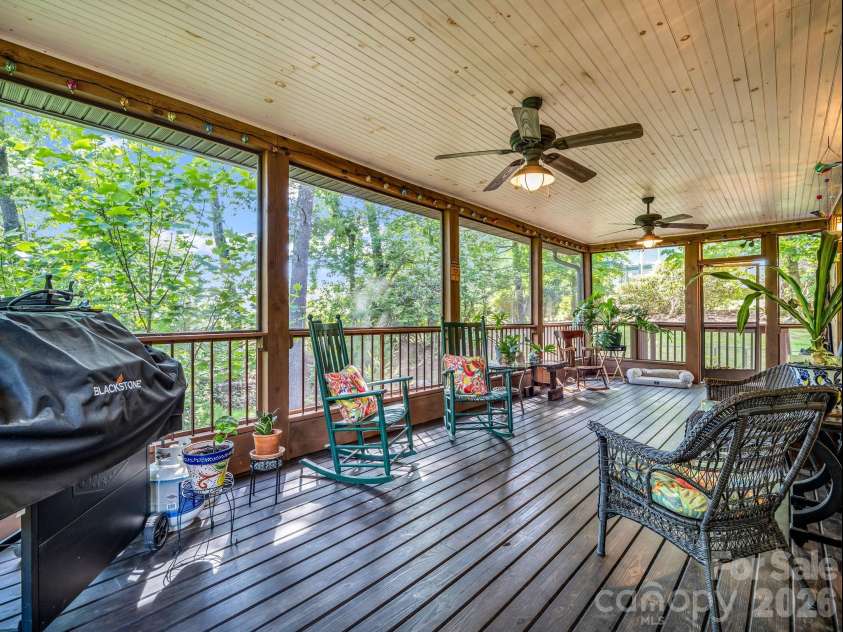 247 Woods Road, Spruce Pine, NC 28777.  MLS# CAR4389660, YatesRealty ID 30222. 
