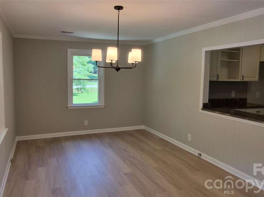 1319 Sourwood Drive, Chester, SC 29706.  MLS# CAR4391435, YatesRealty ID 30223. 