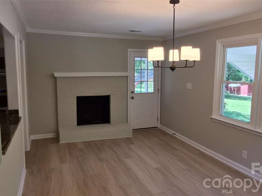 1319 Sourwood Drive, Chester, SC 29706.  MLS# CAR4391435, YatesRealty ID 30223. 