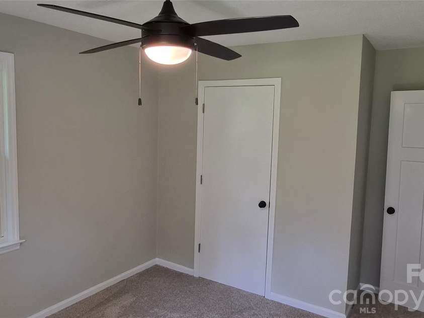1319 Sourwood Drive, Chester, SC 29706.  MLS# CAR4391435, YatesRealty ID 30223. 
