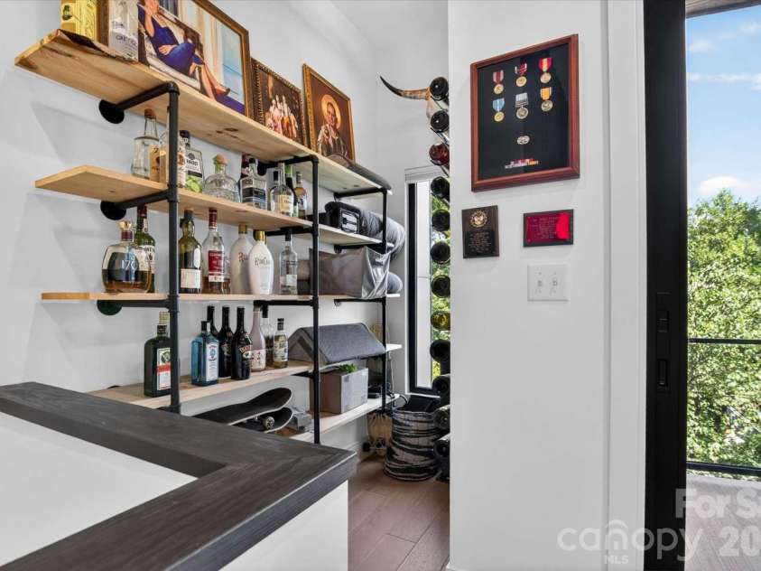 1005 Zinc Lane, Charlotte, NC 28205.  MLS# CAR4388220, YatesRealty ID 30224. 