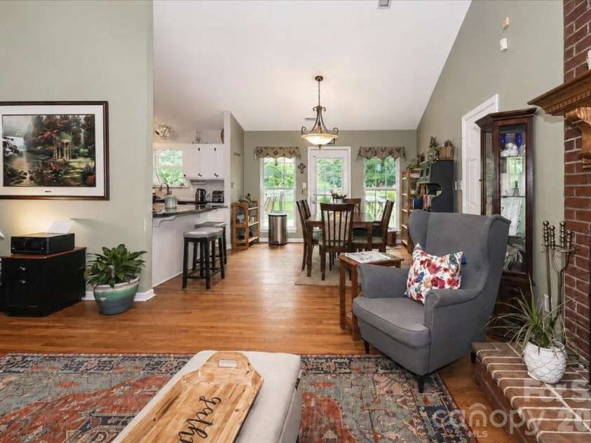 6803 Lowesville Lane, Stanley, NC 28164.  MLS# CAR4385358, YatesRealty ID 30226. Living room