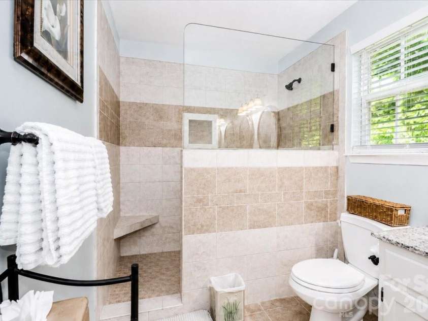 6803 Lowesville Lane, Stanley, NC 28164.  MLS# CAR4385358, YatesRealty ID 30226. Primary Bathroom