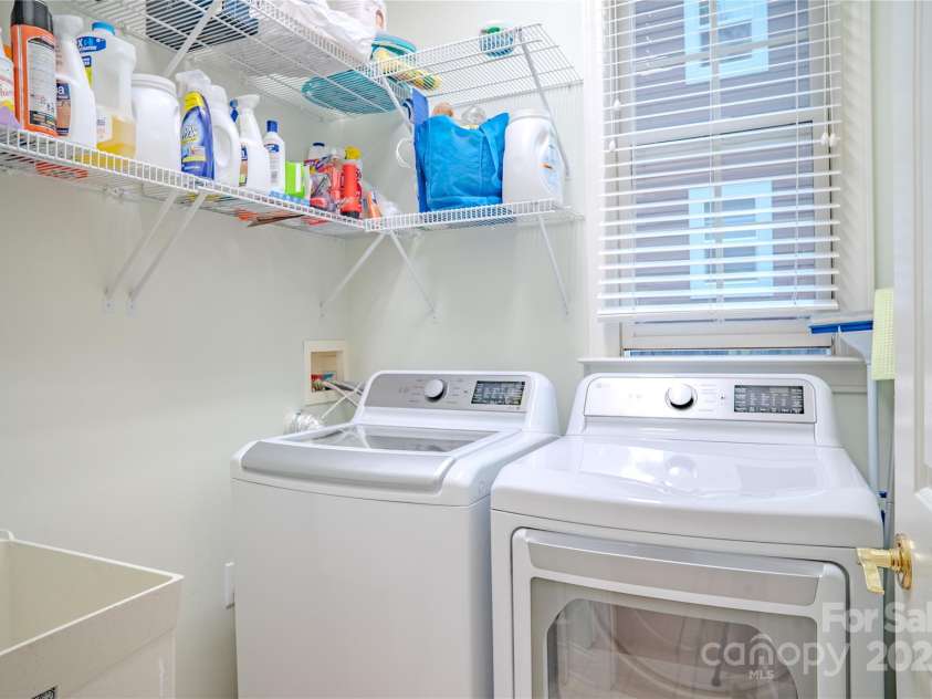 24 Stepping Stone Lane, Flat Rock, NC 28731.  MLS# CAR4255879, YatesRealty ID 30227. 