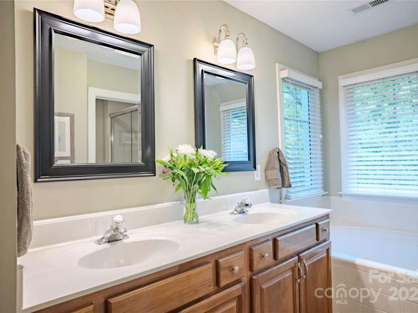 24 Stepping Stone Lane, Flat Rock, NC 28731.  MLS# CAR4255879, YatesRealty ID 30227. 