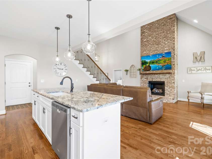 895 Oak Ridge Farms Circle, Newton, NC 28658.  MLS# CAR4309277, YatesRealty ID 30228. Open floorplan for easy entertaining!