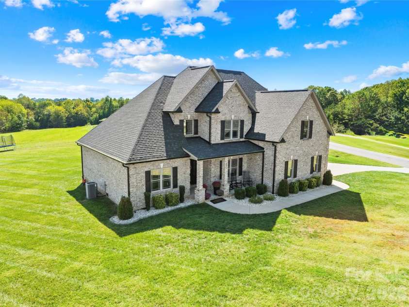 895 Oak Ridge Farms Circle, Newton, NC 28658.  MLS# CAR4309277, YatesRealty ID 30228. Spacious and level yard with endless possibilities!
