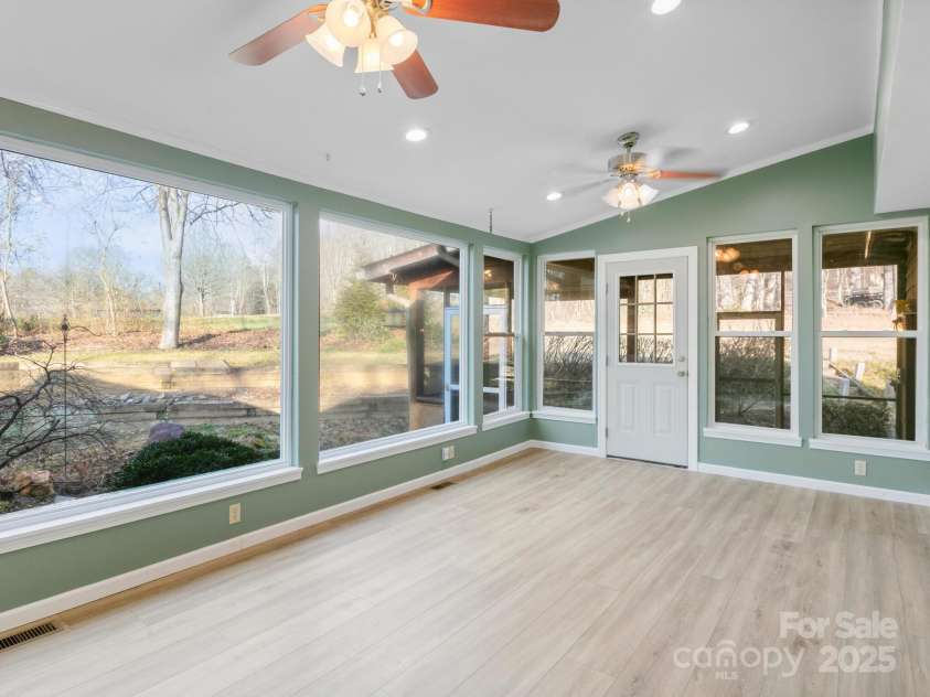 10 Shawn Drive, Etowah, NC 28729.  MLS# CAR4221140, YatesRealty ID 3023. 