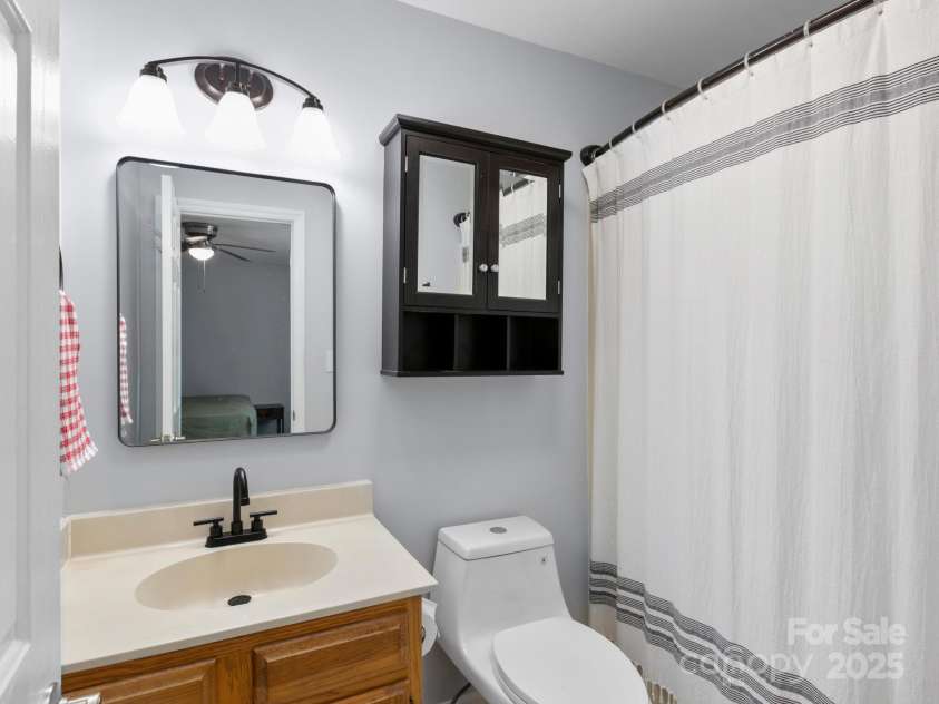 10 Shawn Drive, Etowah, NC 28729.  MLS# CAR4221140, YatesRealty ID 3023. 