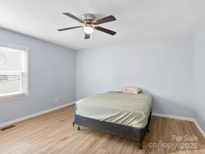 10 Shawn Drive, Etowah, NC 28729.  MLS# CAR4221140, YatesRealty ID 3023. 