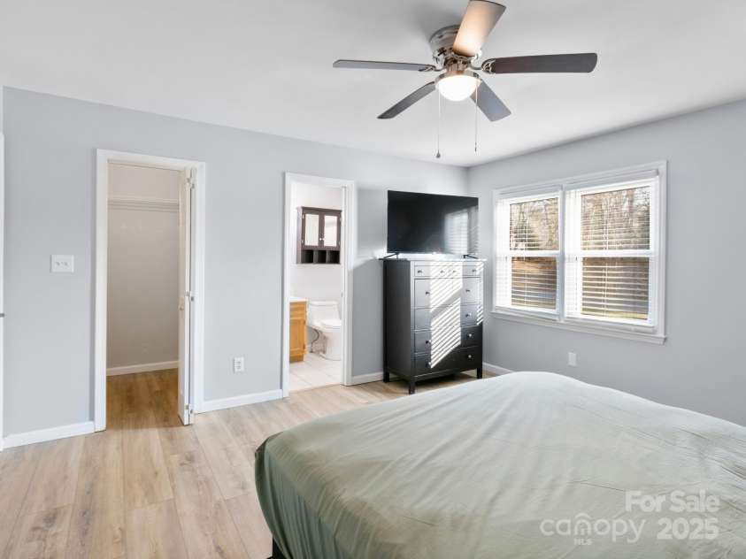 10 Shawn Drive, Etowah, NC 28729.  MLS# CAR4221140, YatesRealty ID 3023. 