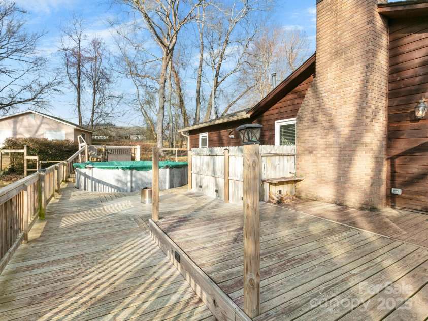 10 Shawn Drive, Etowah, NC 28729.  MLS# CAR4221140, YatesRealty ID 3023. 