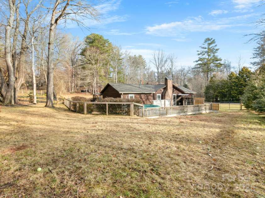 10 Shawn Drive, Etowah, NC 28729.  MLS# CAR4221140, YatesRealty ID 3023. 
