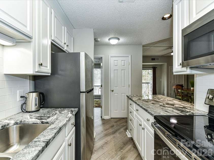 211 Heritage Boulevard, Fort Mill, SC 29715.  MLS# CAR4342832, YatesRealty ID 3023. 