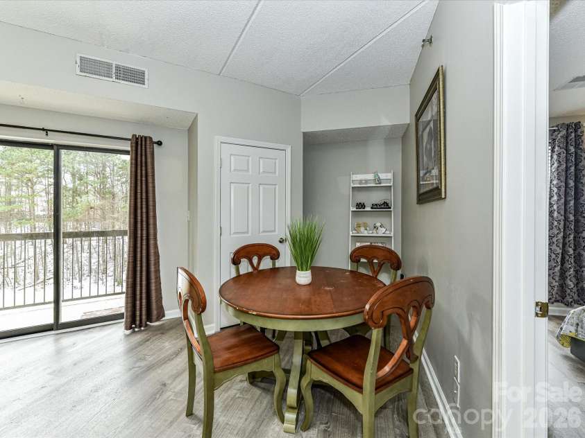 211 Heritage Boulevard, Fort Mill, SC 29715.  MLS# CAR4342832, YatesRealty ID 3023. 