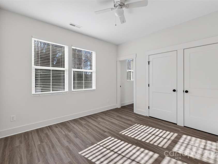 729 Wabash Avenue, Charlotte, NC 28208.  MLS# CAR4330495, YatesRealty ID 3023. 