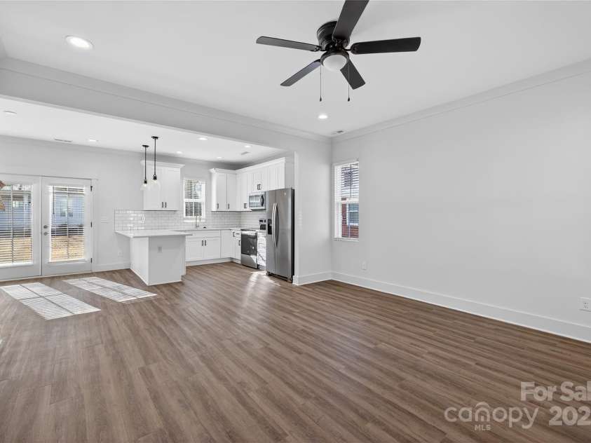 729 Wabash Avenue, Charlotte, NC 28208.  MLS# CAR4330495, YatesRealty ID 3023. 