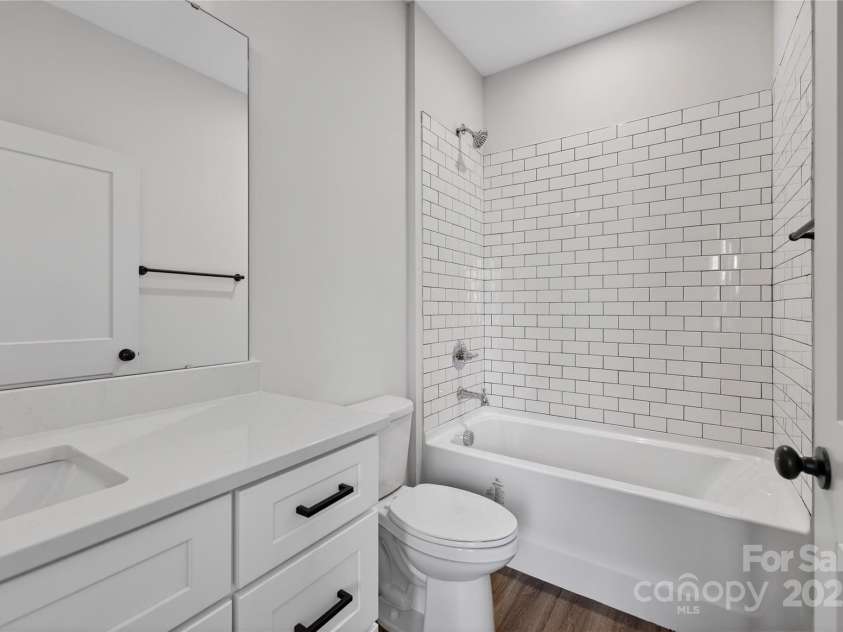 729 Wabash Avenue, Charlotte, NC 28208.  MLS# CAR4330495, YatesRealty ID 3023. 