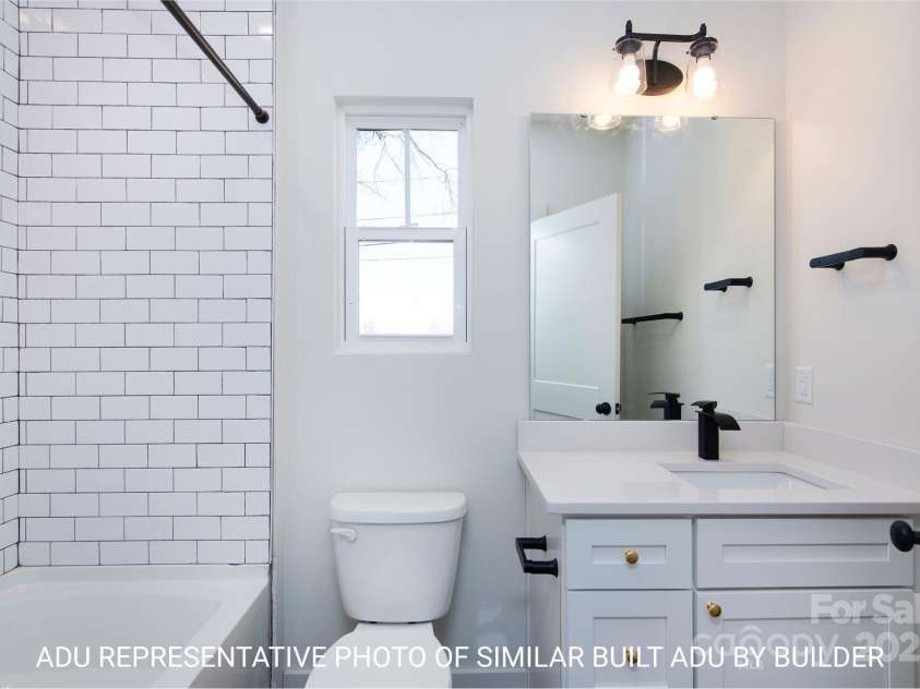 729 Wabash Avenue, Charlotte, NC 28208.  MLS# CAR4330495, YatesRealty ID 3023. 